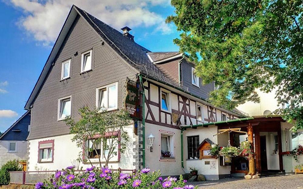 Hotel Restaurant Lindenhof Bad Laasphe Exterior foto
