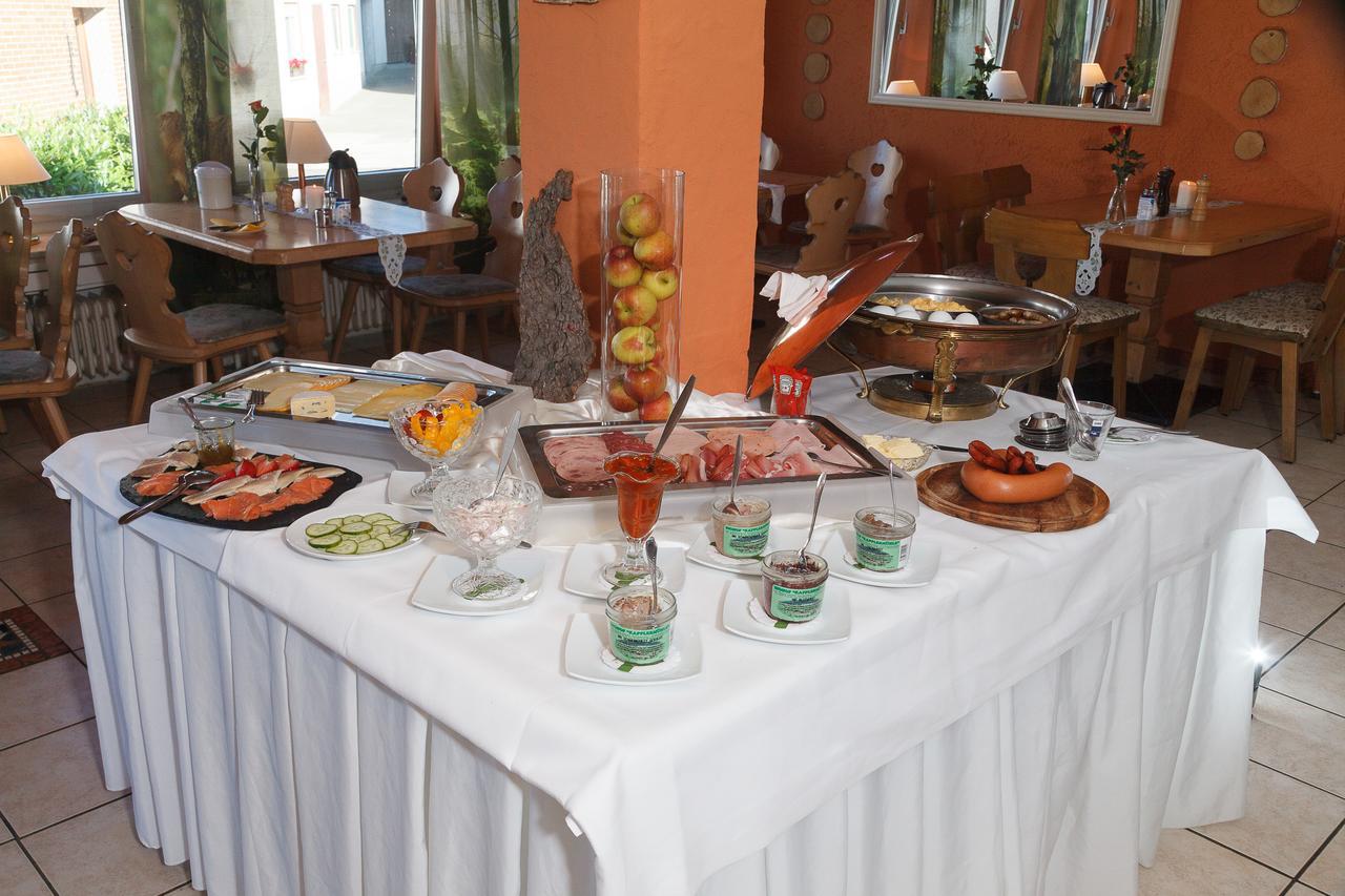 Hotel Restaurant Lindenhof Bad Laasphe Exterior foto